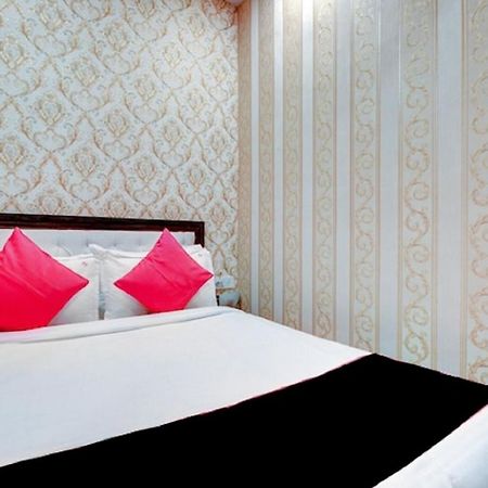 Hotel De Classico Juhu Βομβάη Εξωτερικό φωτογραφία