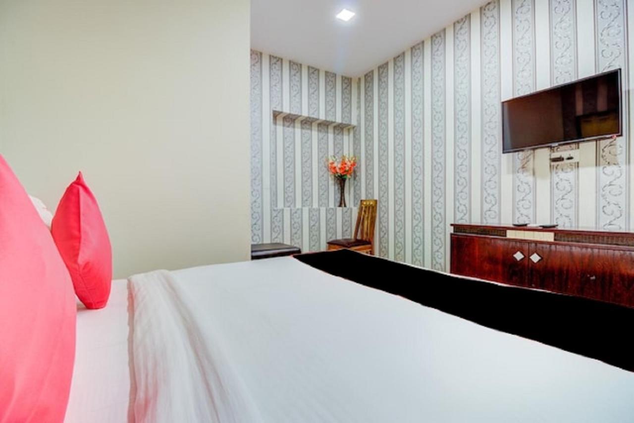 Hotel De Classico Juhu Βομβάη Εξωτερικό φωτογραφία
